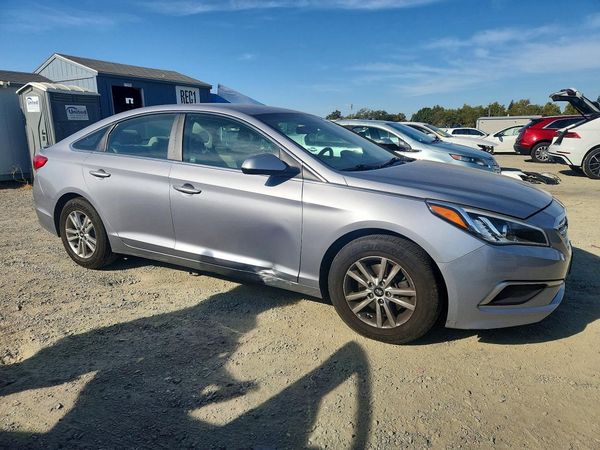 2017 HYUNDAI SONATA SE, Eco — Passenger 3/4