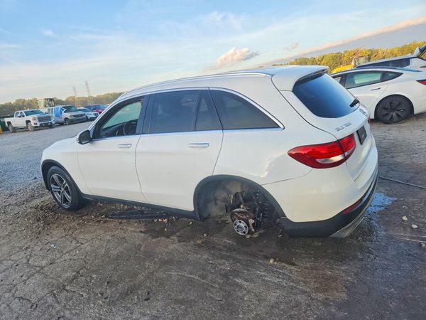 2017 MERCEDES-BENZ GLC-CLASS GLC300 — DSRA