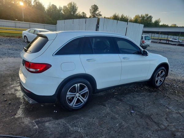 2017 MERCEDES-BENZ GLC-CLASS GLC300 — PSRA