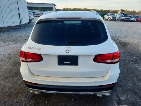 2017 MERCEDES-BENZ GLC-CLASS GLC300 — DIRR