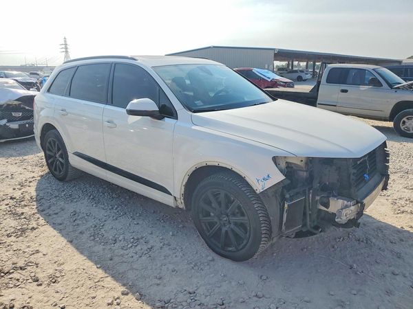 2019 AUDI Q7 — Passenger 3/4