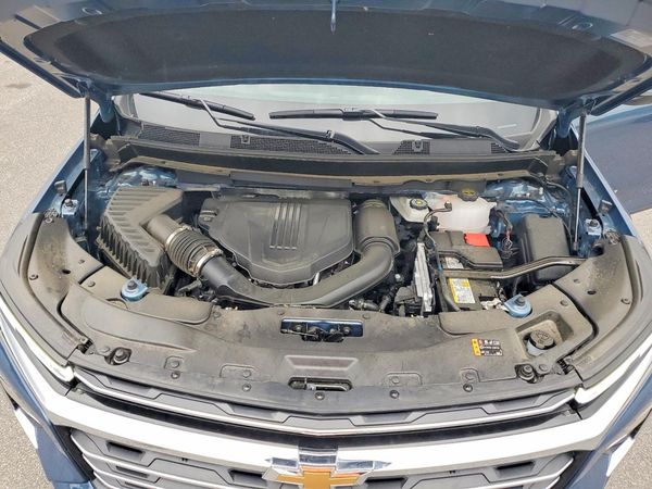 2026 CHEVROLET TRAVERSE LT — Engine bay