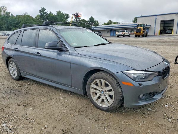 2015 BMW 328 xDrive — Passenger 3/4