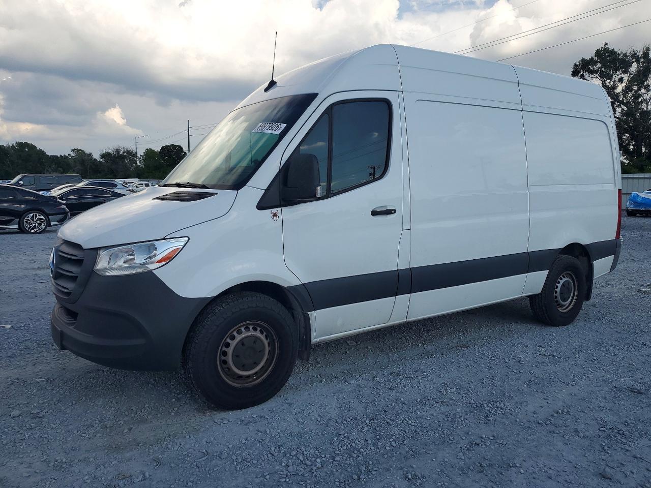 2023 MERCEDES-BENZ SPRINTER 907 (VS30) — Front 3/4