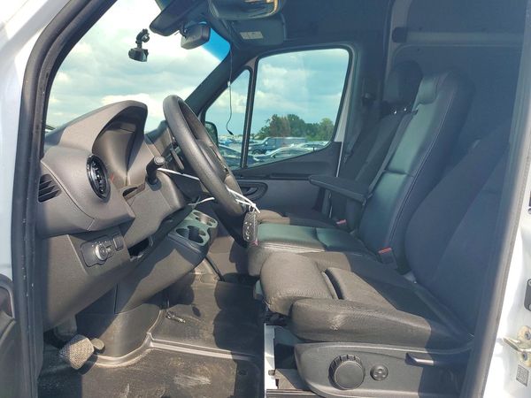 2023 MERCEDES-BENZ SPRINTER 907 (VS30) — DENT