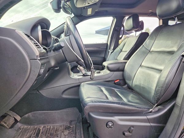 2021 JEEP GRAND CHEROKEE Limited — DENT
