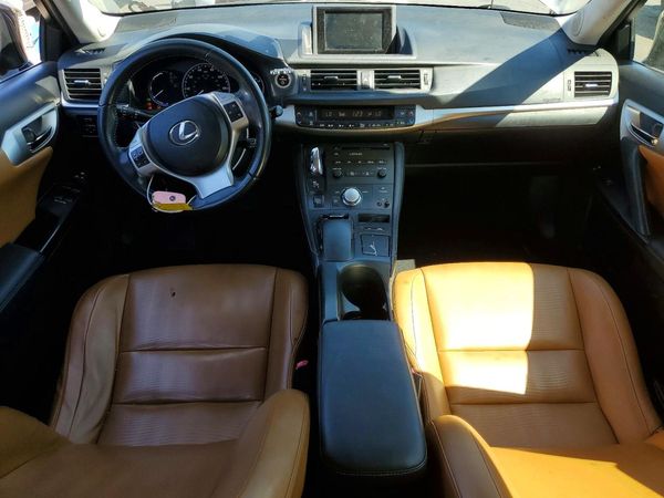 2012 LEXUS CT 200h — CKPT