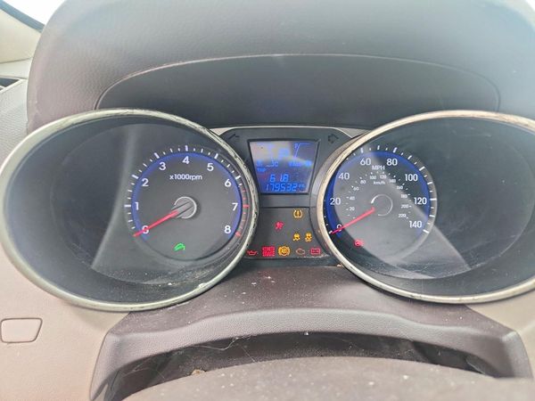 2015 HYUNDAI TUCSON GL (Middle-Low) — ODOM