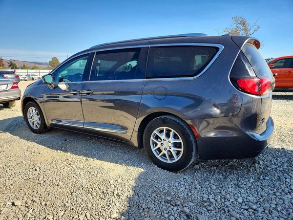 2020 CHRYSLER PACIFICA Touring L — DSRA