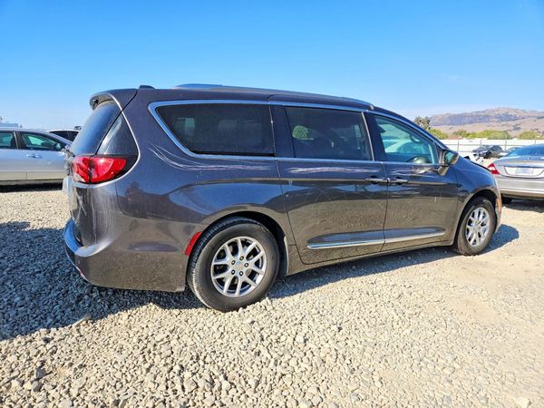 2020 CHRYSLER PACIFICA Touring L — PSRA