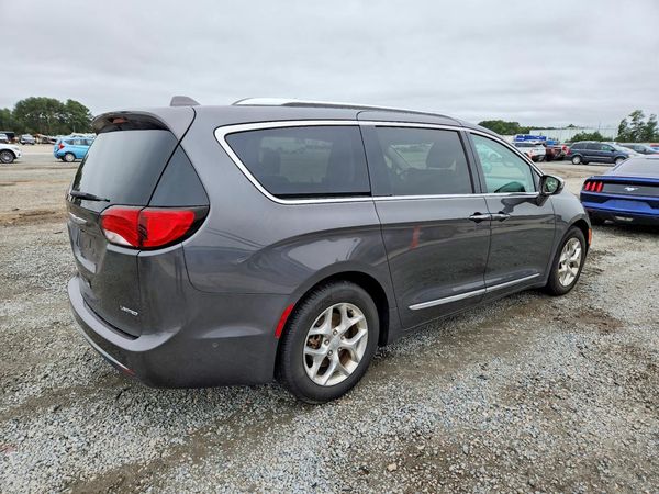 2018 CHRYSLER PACIFICA Limited — PSRA