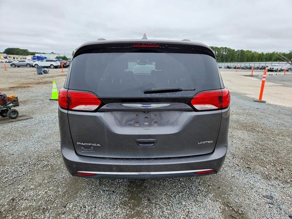 2018 CHRYSLER PACIFICA Limited — DIRR