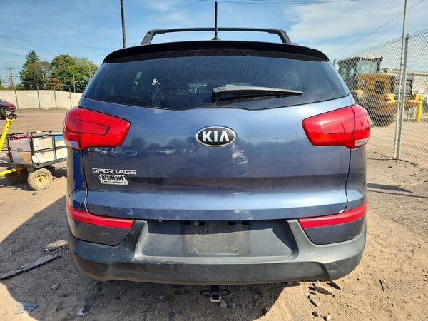 2016 KIA SPORTAGE LX w/Popular Pkg — DIRR