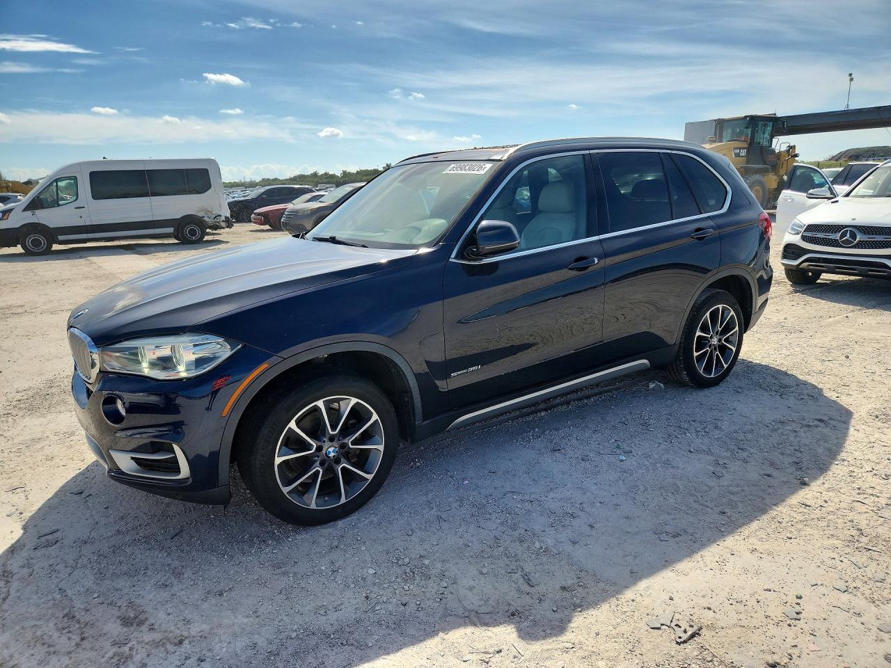 2017 BMW X5 sDrive35i — Front 3/4