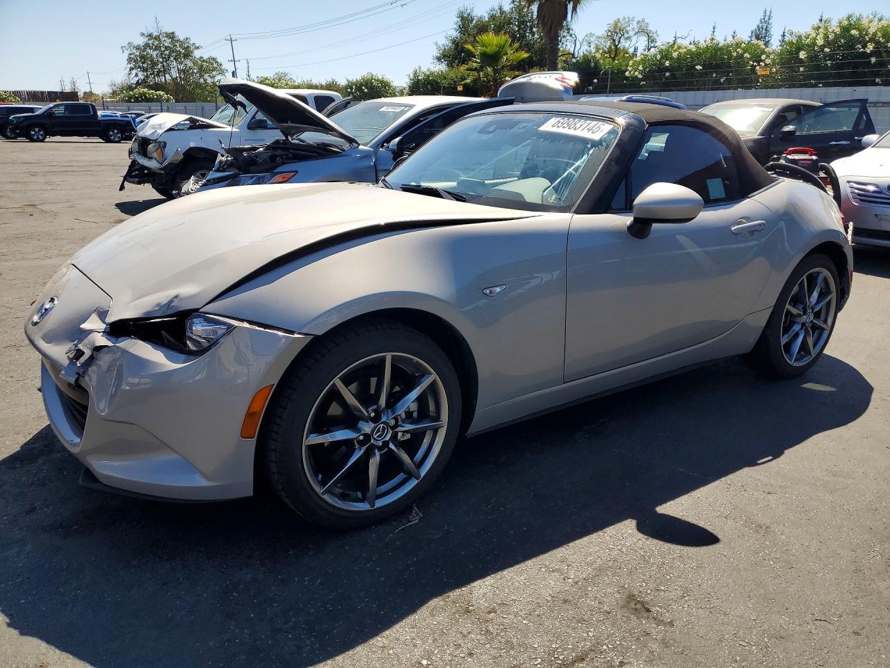 2023 MAZDA MX-5 MIATA Grand Touring — Front 3/4