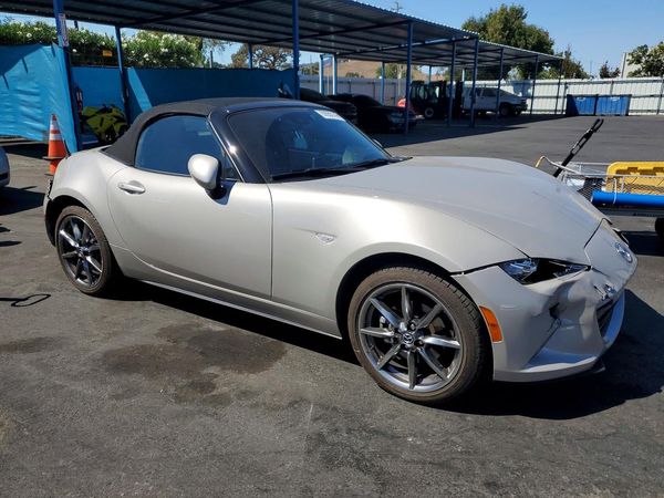 2023 MAZDA MX-5 MIATA Grand Touring — Passenger 3/4