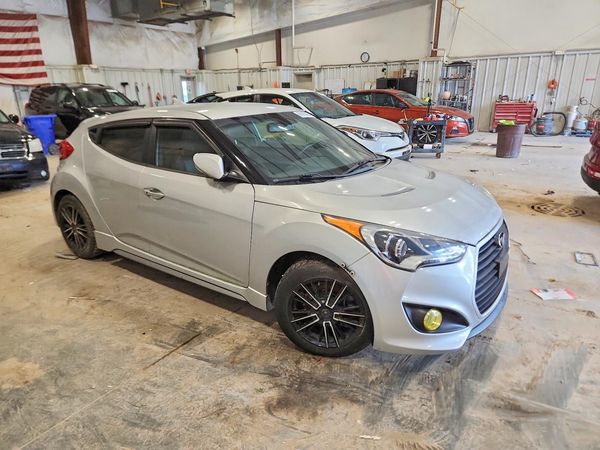 2013 HYUNDAI VELOSTER — Passenger 3/4