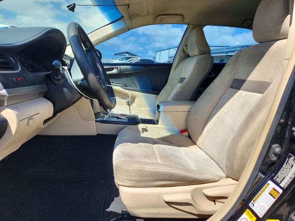 2014 TOYOTA CAMRY — DENT