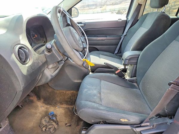 2016 JEEP COMPASS Sport — DENT