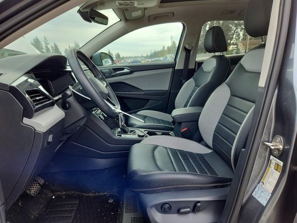 2022 VOLKSWAGEN TAOS 4Motion SEL — DENT