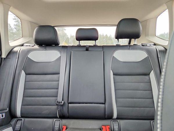 2022 VOLKSWAGEN TAOS 4Motion SEL — SUVN