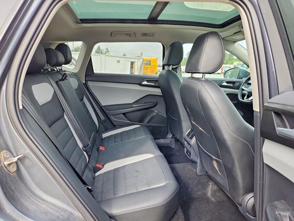 2022 VOLKSWAGEN TAOS 4Motion SEL — PSRS