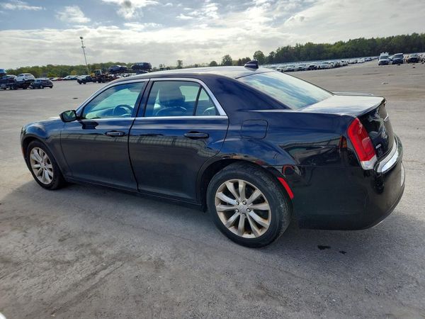 2016 CHRYSLER 300 Limited — DSRA