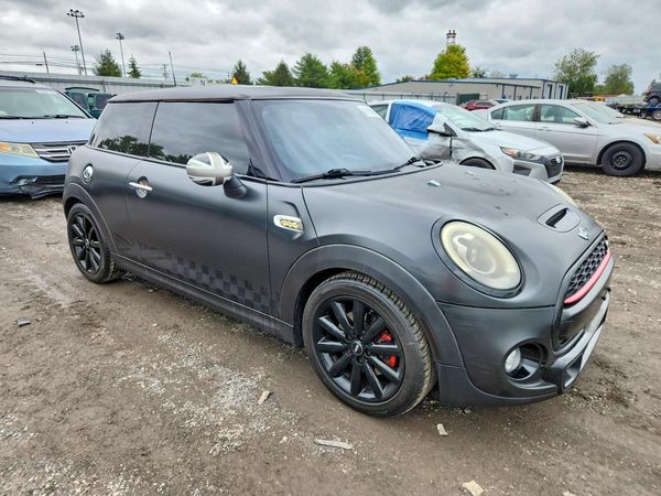 2014 MINI COOPER — Passenger 3/4