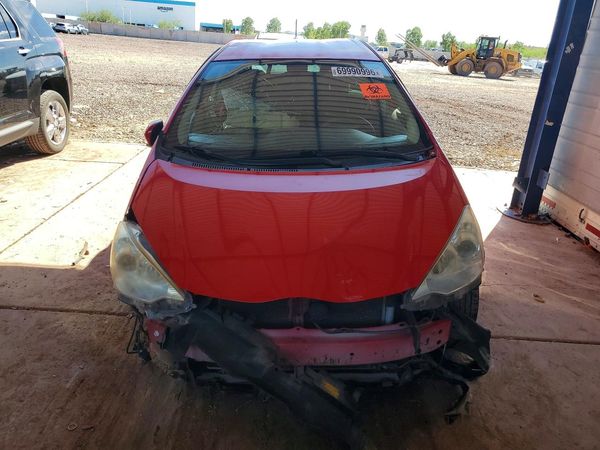 2013 TOYOTA PRIUS — DIRF