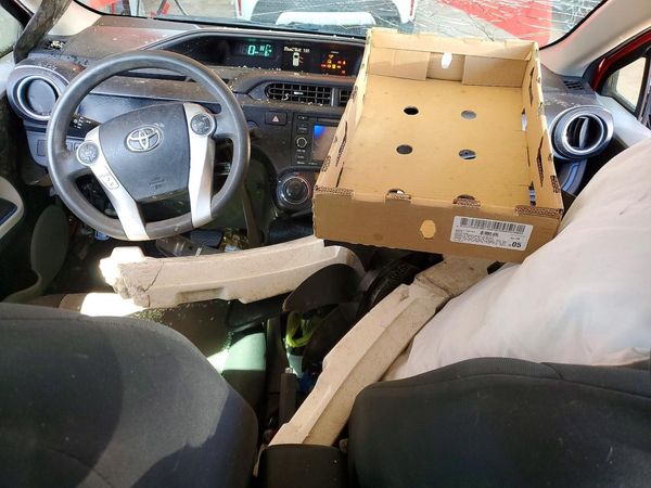 2013 TOYOTA PRIUS — CKPT