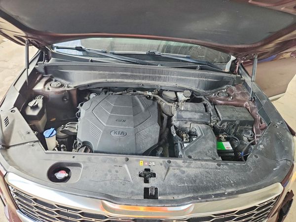 2020 KIA TELLURIDE EX — Engine bay