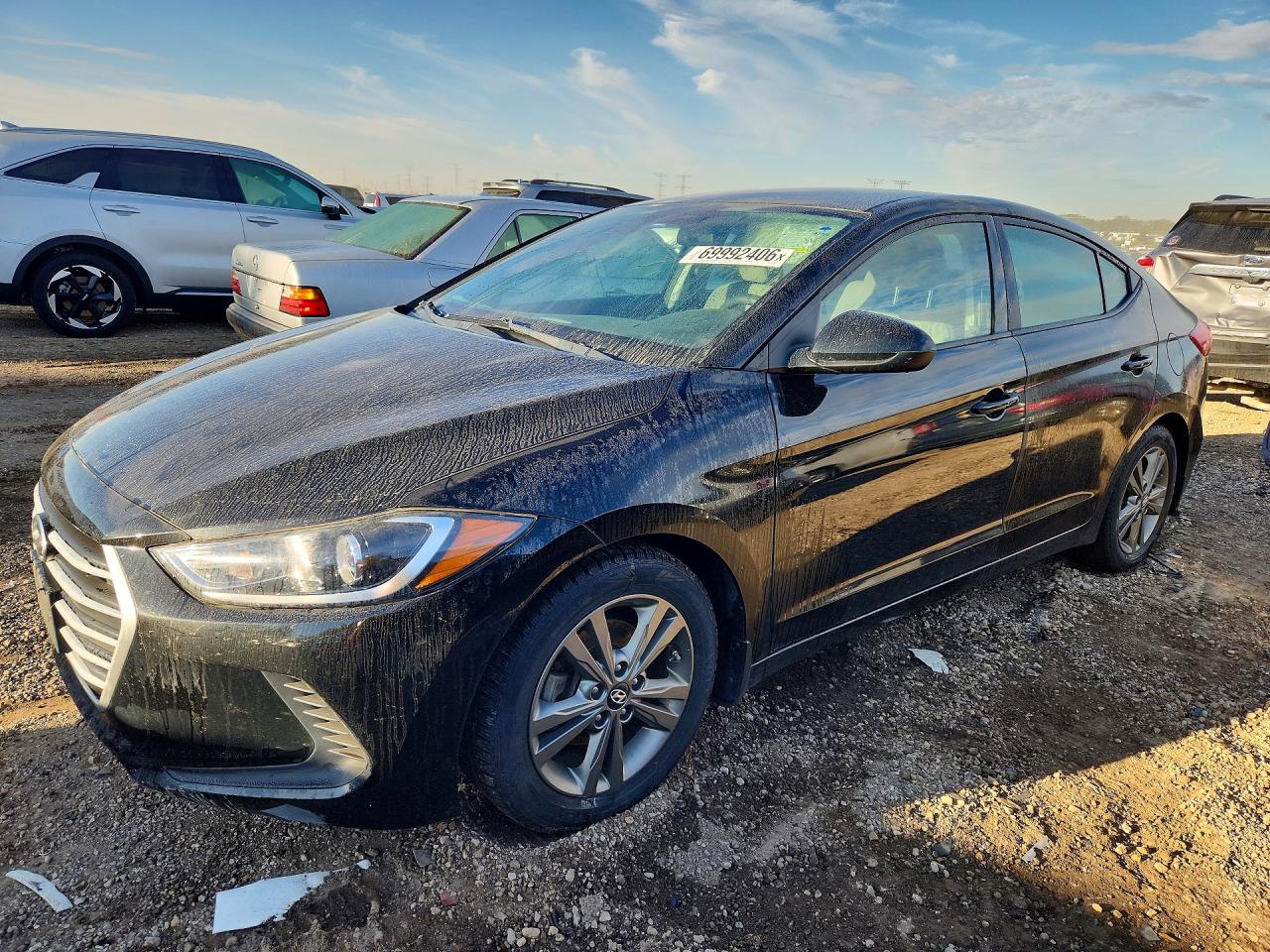 2018 HYUNDAI ELANTRA — Front 3/4