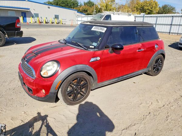2012 MINI COOPER — DSFA — Front 3/4