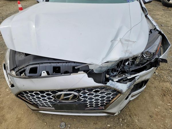 2019 HYUNDAI SONATA — Engine bay