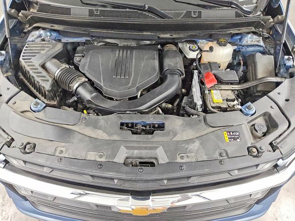 2024 CHEVROLET TRAVERSE LS — Engine bay