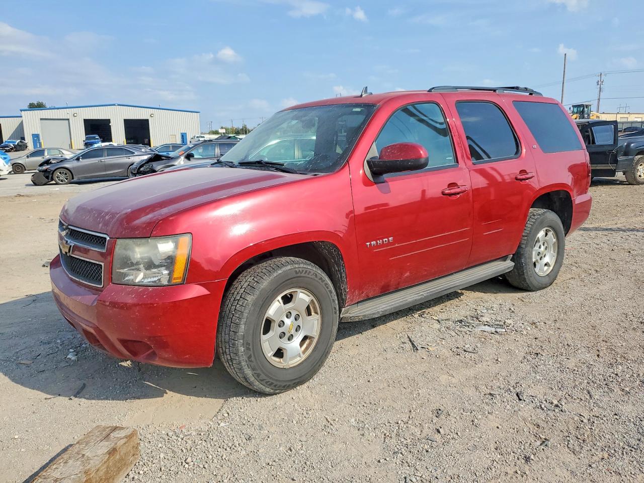 2013 CHEVROLET TAHOE LT — Front 3/4