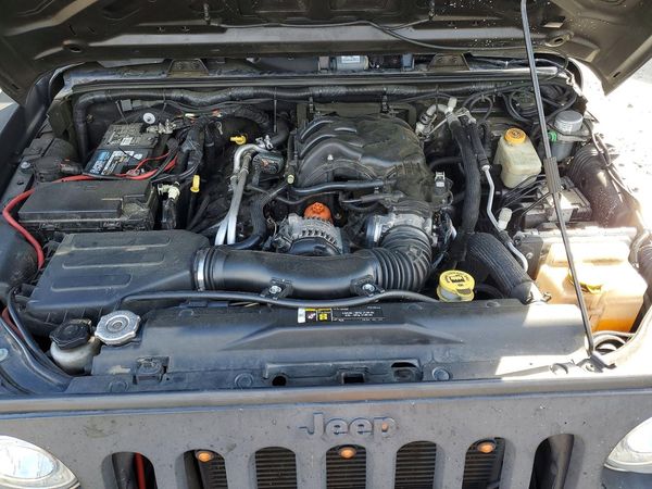 2017 JEEP WRANGLER Sport — Engine bay
