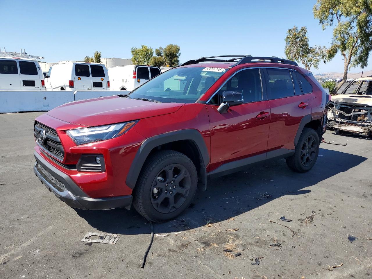 2023 TOYOTA RAV4 TRD Off Road — Front 3/4