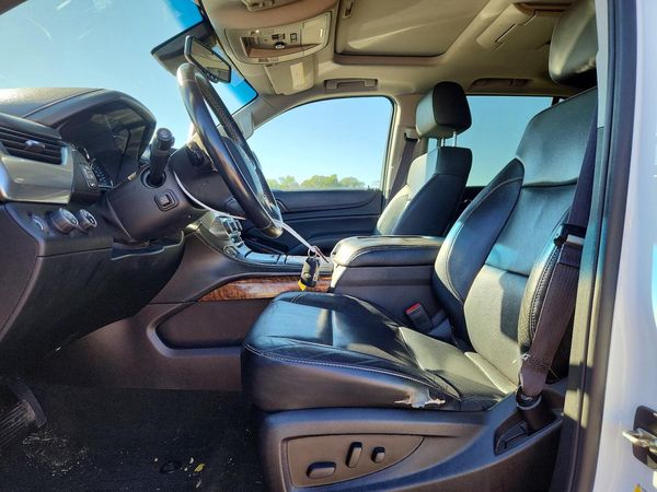 2015 CHEVROLET TAHOE LTZ — DENT
