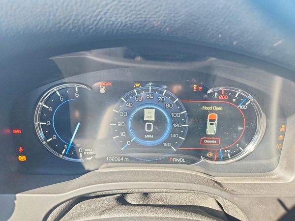 2017 CADILLAC ESCALADE Luxury — ODOM