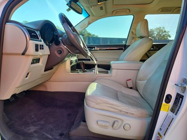 2017 LEXUS GX 460 — DENT