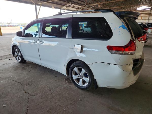 2013 TOYOTA SIENNA — DSRA