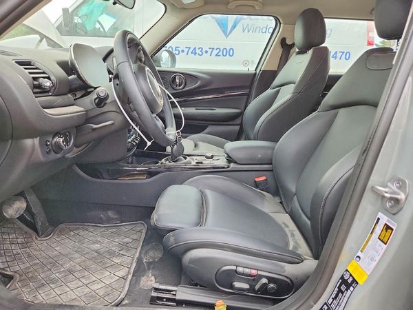 2021 MINI COOPER — DENT
