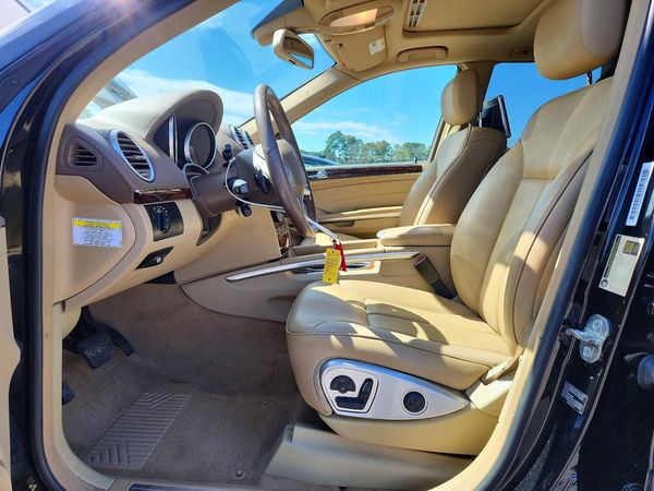 2012 MERCEDES-BENZ GL GL450 4-MATIC — DENT