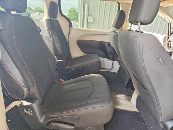 2017 CHRYSLER PACIFICA — PSRS