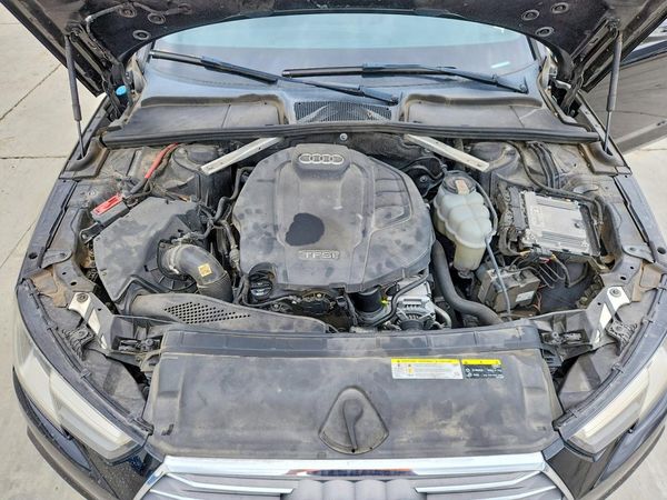 2018 AUDI A4 — Engine bay