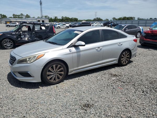 2015 HYUNDAI SONATA — Front 3/4