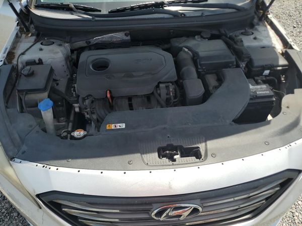 2015 HYUNDAI SONATA — Engine bay