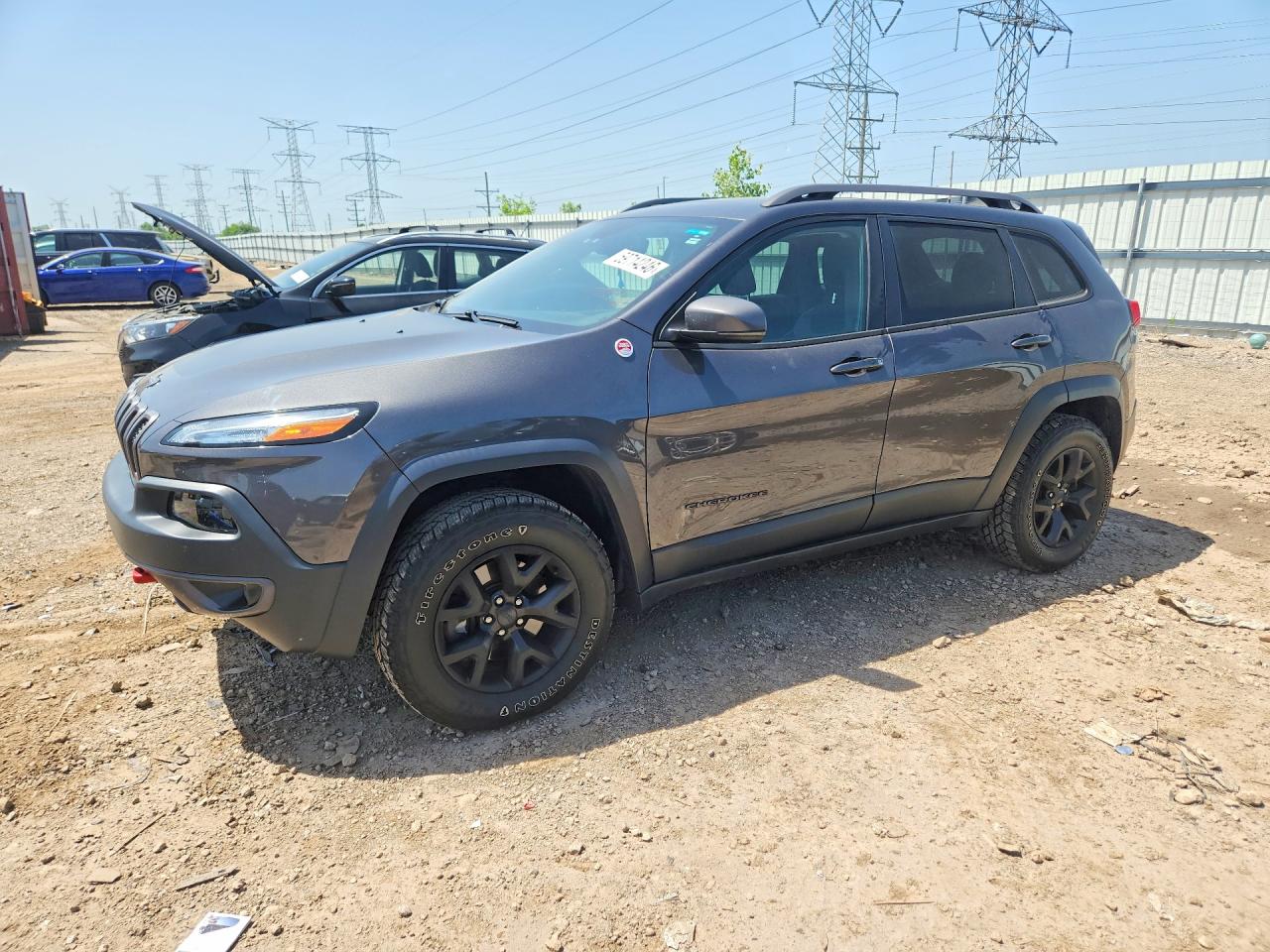 2017 JEEP CHEROKEE — Front 3/4