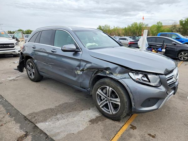 2019 MERCEDES-BENZ GLC GLC 300-4M — Passenger 3/4